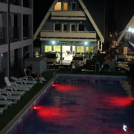 Aproape De Mare/ La Castel 3* Costinesti