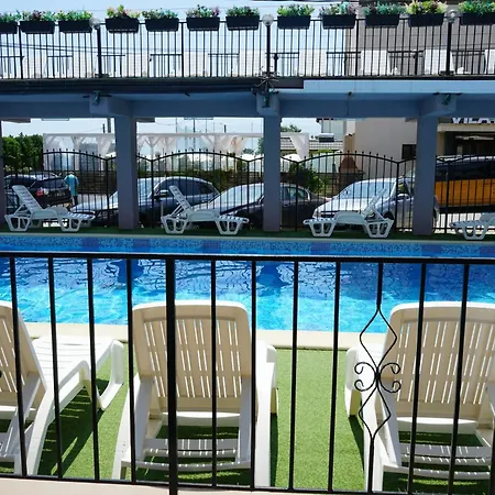 Guest house La Castel Aproape De Mare 3*
