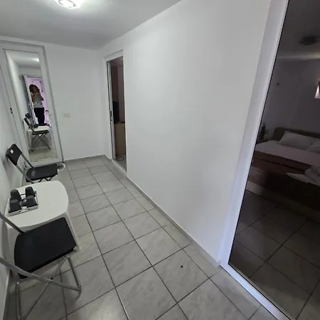 Affittacamere Aproape De Mare/ La Castel Costinesti