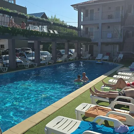 La Castel Aproape De Mare Costinesti