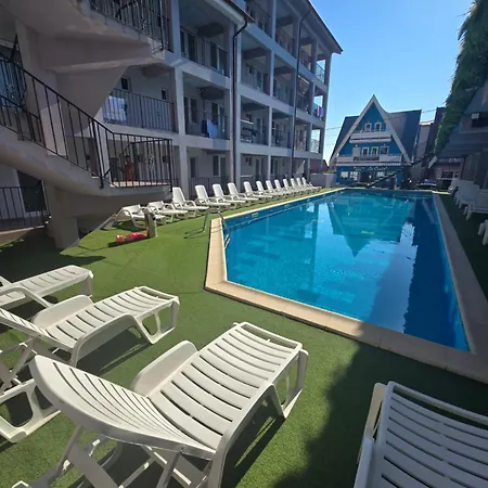 La Castel Aproape De Mare Guest house